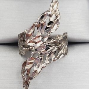 Silver Diamond Cut Bypass Ring